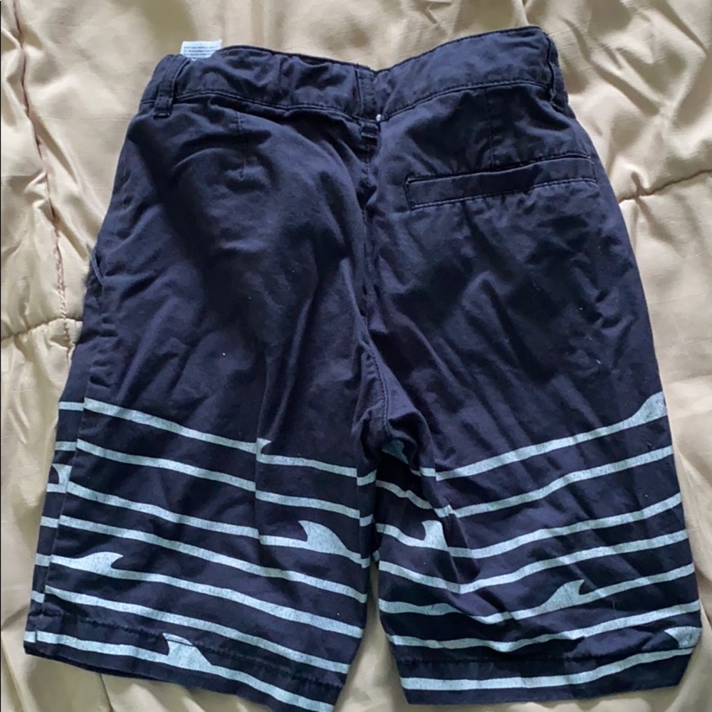 Shorts - Picture 3 of 3